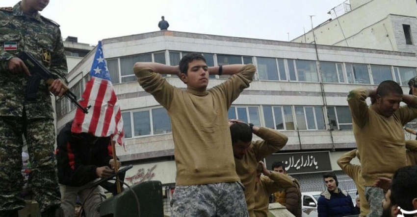 İran'da ABD'ye 'Göndermeli' kutlama
