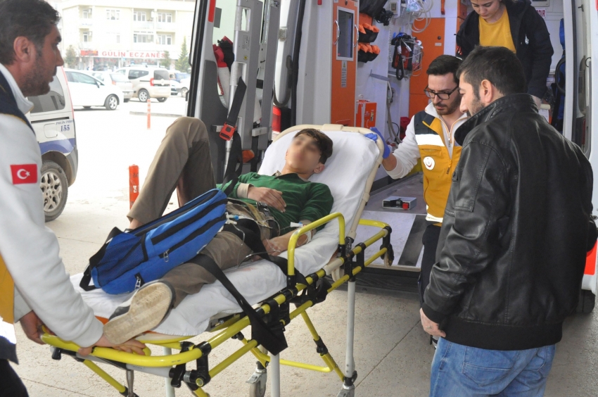 Bursa'da lise öğrencisini bıçaklayıp tarlaya attılar 