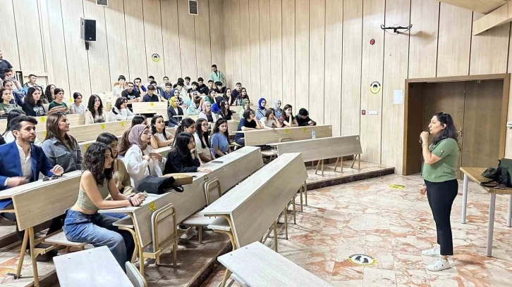 Lise öğrencileri Fırat Üniversitesi’ni gezdi
