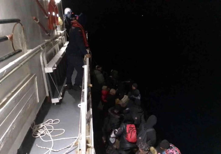 39 düzensiz göçmen kurtarıldı