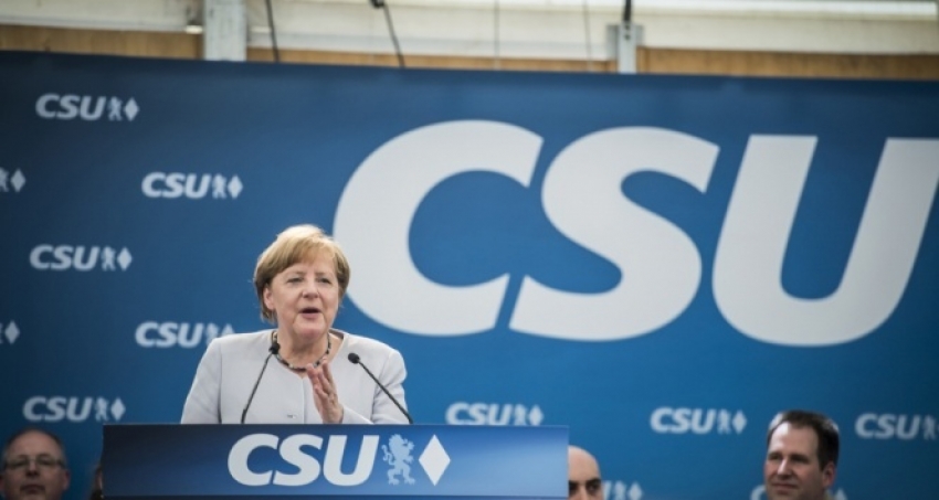 Merkel: 'Kaderimizi kendi ellerimize almalıyız'