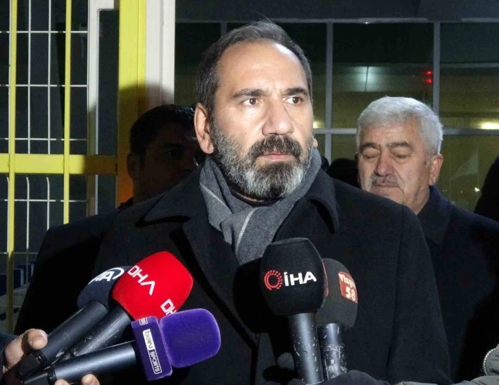 Sivasspor Başkanı Mecnun Otyakmaz: “Bu galibiyete çok ihtiyacımız vardı”