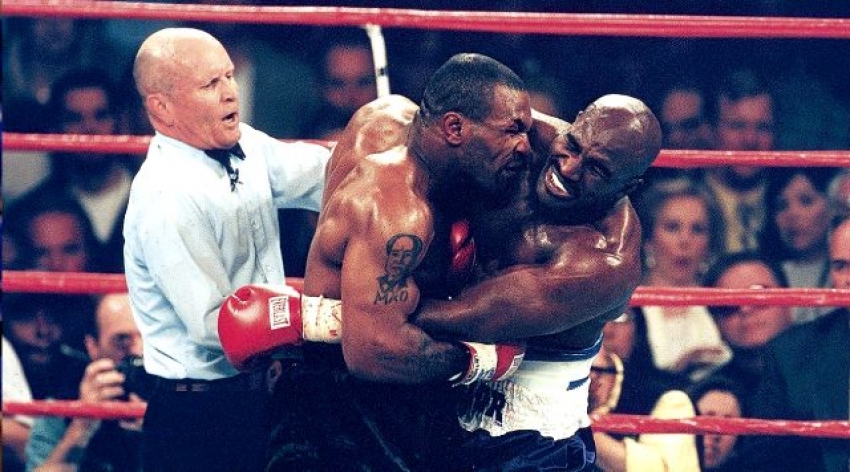 Mike Tyson'ın kulağını ısırdığı boksör...