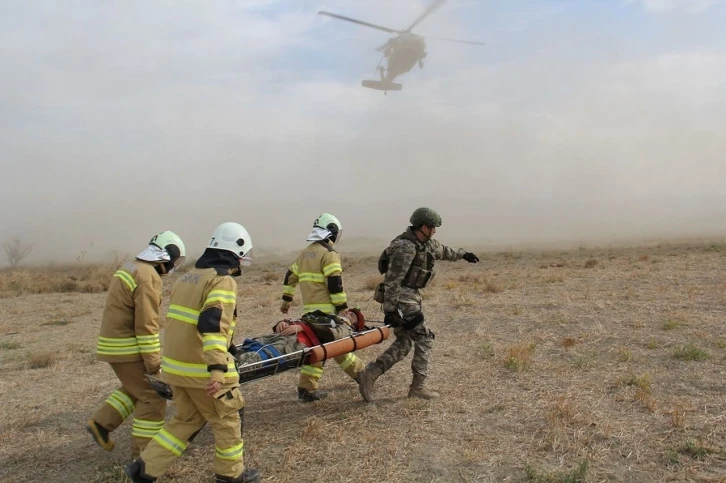 MSB’den helikopterli yangın söndürme tatbikatı
