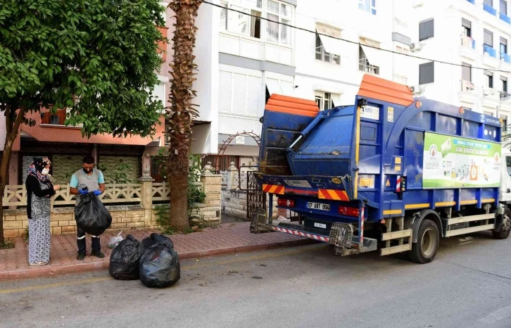 Muratpaşa’da ayrıştırılan 2 milyon 536 bin kilo atık, kazandırdı
