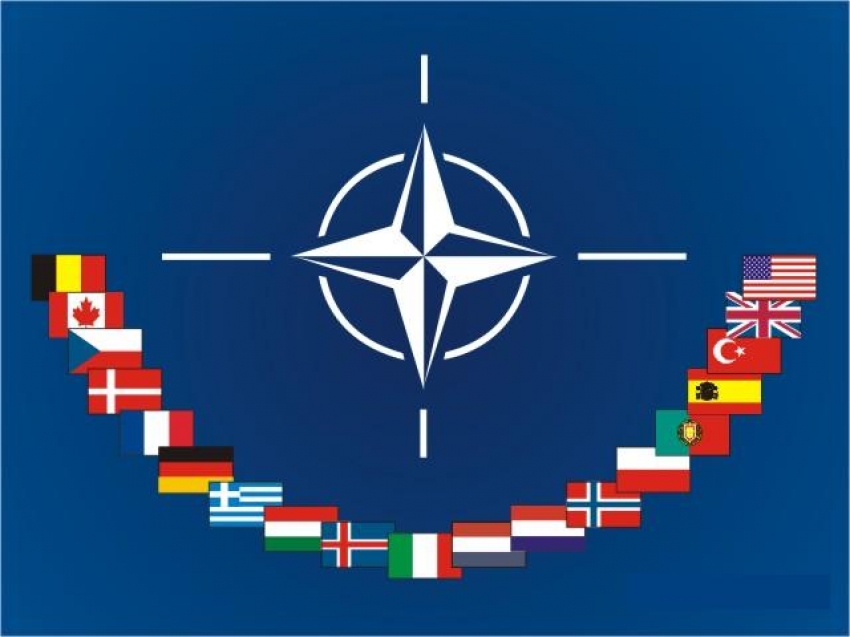 NATO Zirvesi ve Trump Brüksel’de protesto edildi