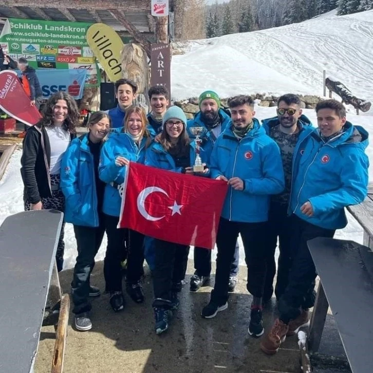 Nisa Özsoy snowboard da Develi’nin adını dünyaya duyurdu
