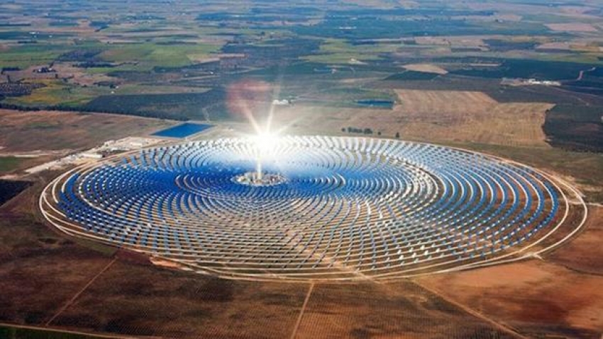 Dünyanın en büyük güneş enerjisi santrali 'Nur 1' açıldı