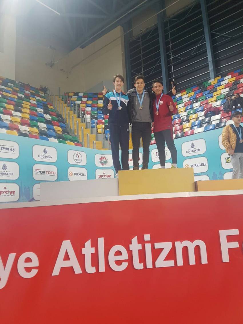 Osmangazili atletlerden 4 madalya
