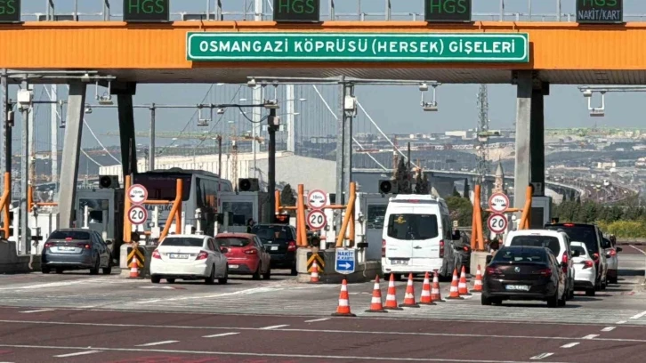 Osmangazi Köprüsü’nde bayram tatili yoğunluğu