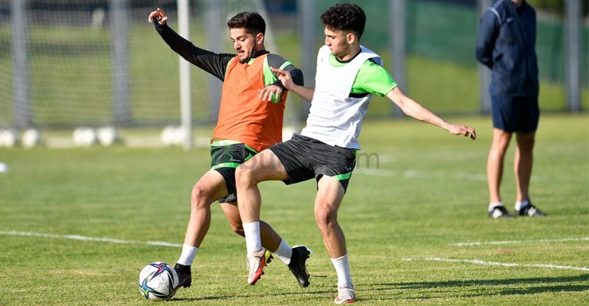 Bursaspor'da Bandırmaspor maçı hazırlıkları sürüyor 