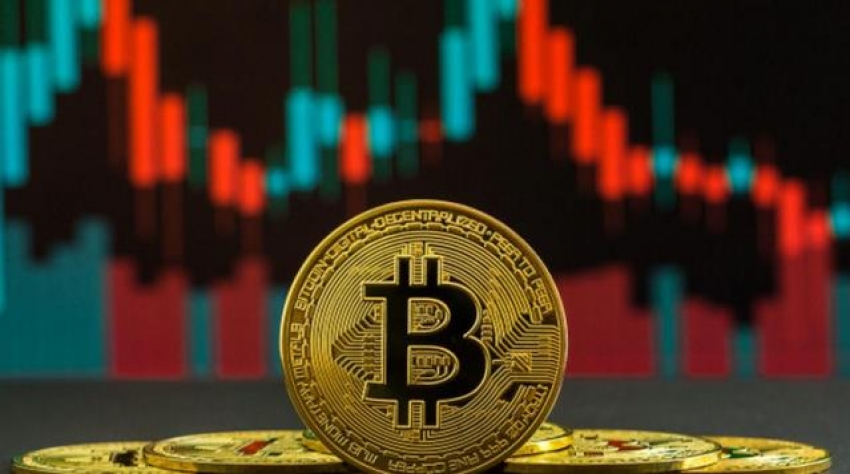 Bitcoin ve Ethereum bir günde yüzde 10 değer kaybetti