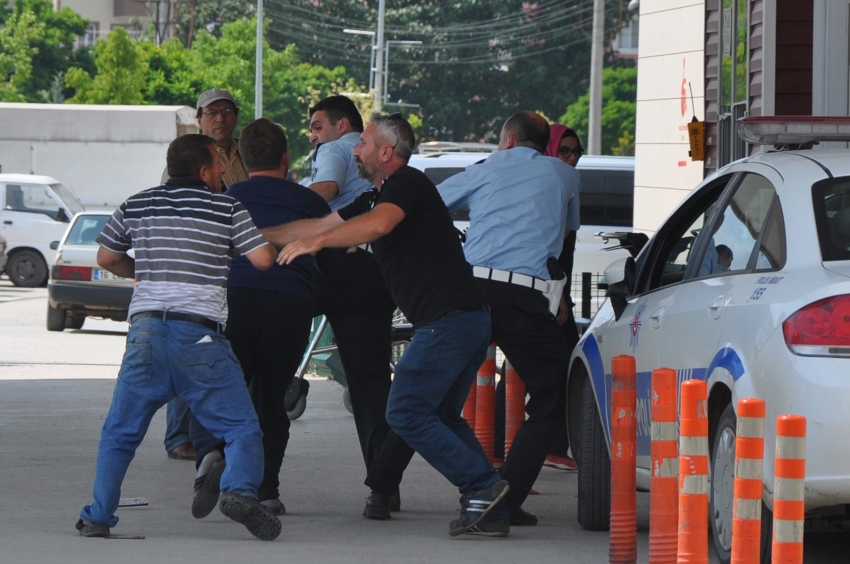 İnegöl'de kaza sonrası polise saldıran şahıs tutuklandı