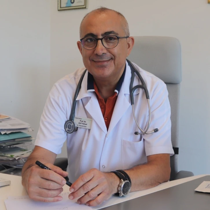 Prof. Dr. Arif Yüksel: "İlerleyen yaşlarda uyku düzeni çok önemli"
