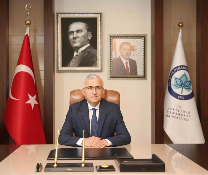 Rektör Çolak: "Atatürk, Türkiye Cumhuriyeti’ni gençlerimize emanet etmiştir"
