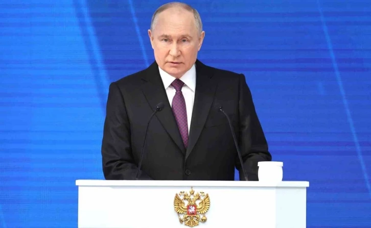 Rusya Devlet Başkanı Putin: “Onların (Batı) topraklarındaki hedefleri vurabilecek silahlara sahibiz”
