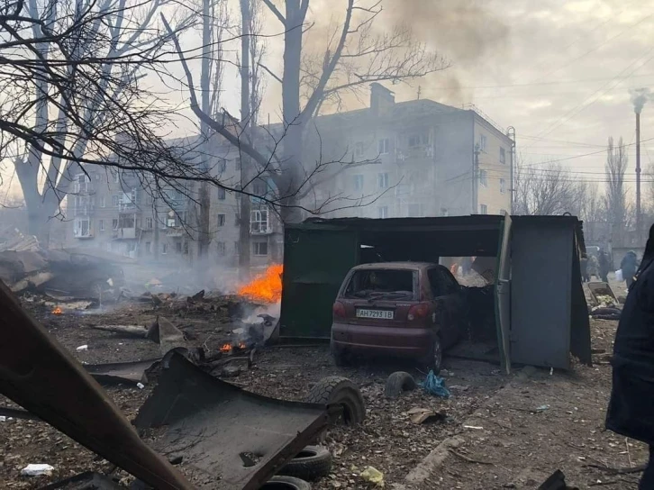 Rusya, Donetsk'i vurdu: Ölü ve yaralılar var
