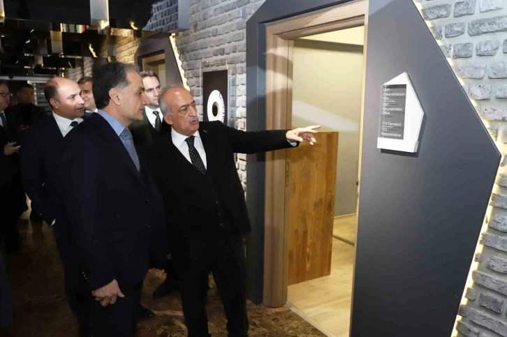 Sakarya Üniversitesi heyeti, Atatürk Üniversitesini ziyaret etti

