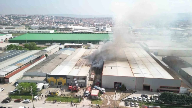 Bursa'daki fabrika yangını söndürüldü
