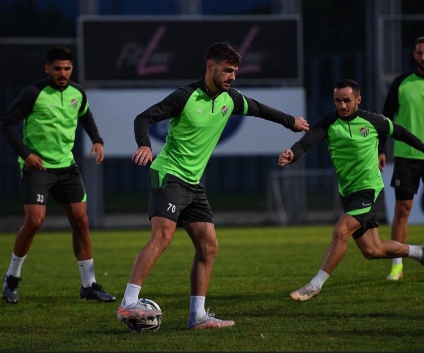 Bursaspor Boluspor maçı hazırlıklarını tamamladı 