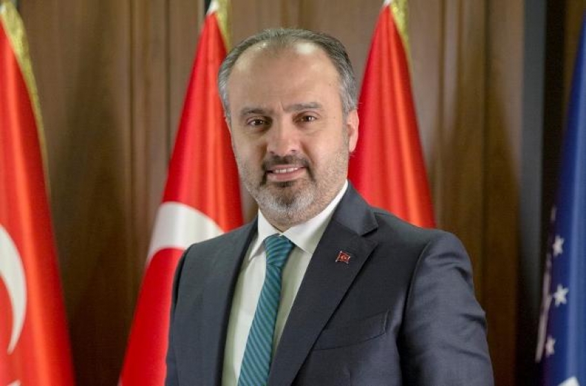 Bursa Büyükşehir Belediye Başkanı Aktaş, virüse yakalandı