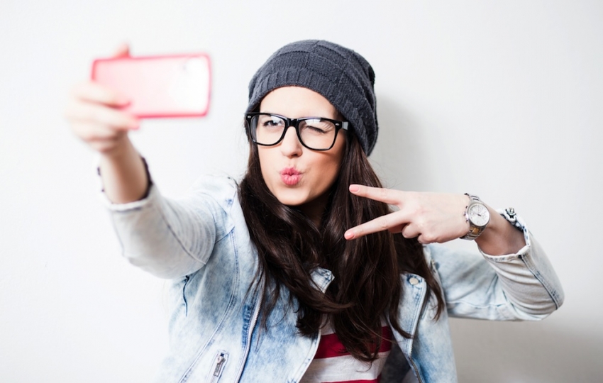Selfie Çılgınlığı Estetiğe Olan İlgiyi Artırdı!