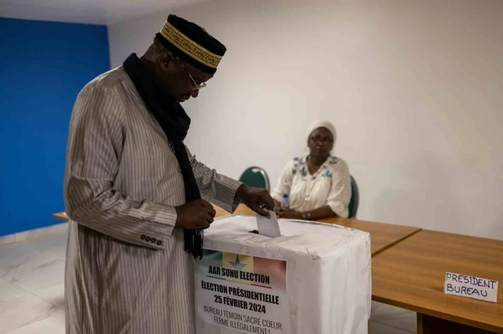 Senegal’de devlet başkanlığı seçimi 24 Mart’ta yapılacak
