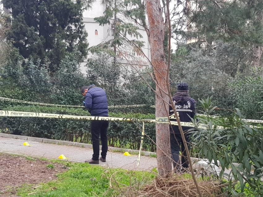 Ataköy’de sabah sporu yapan şahsa silahlı saldırı