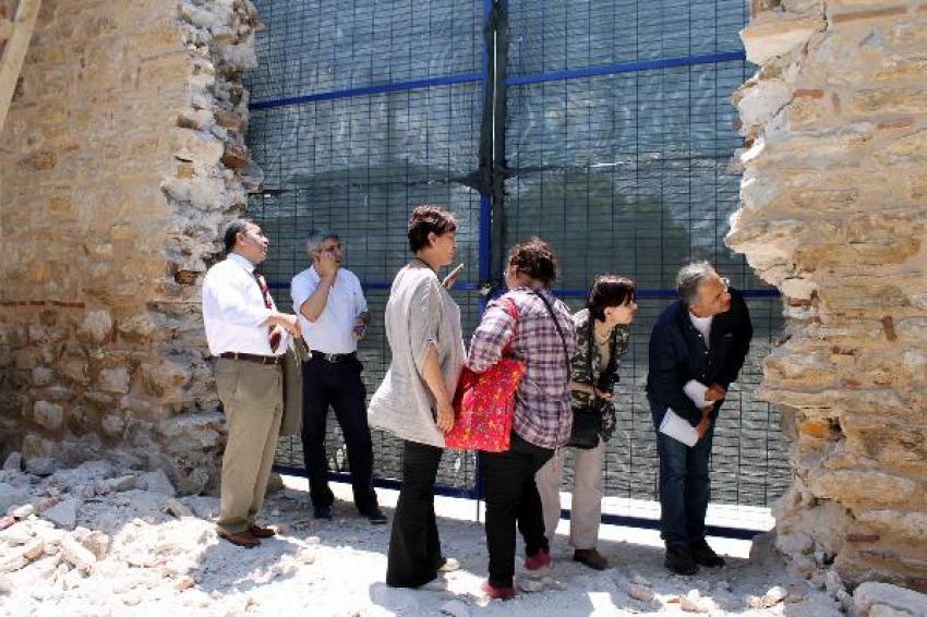 Bursa'da tarihi duvarın yıkılmasına savcılık soruşturması