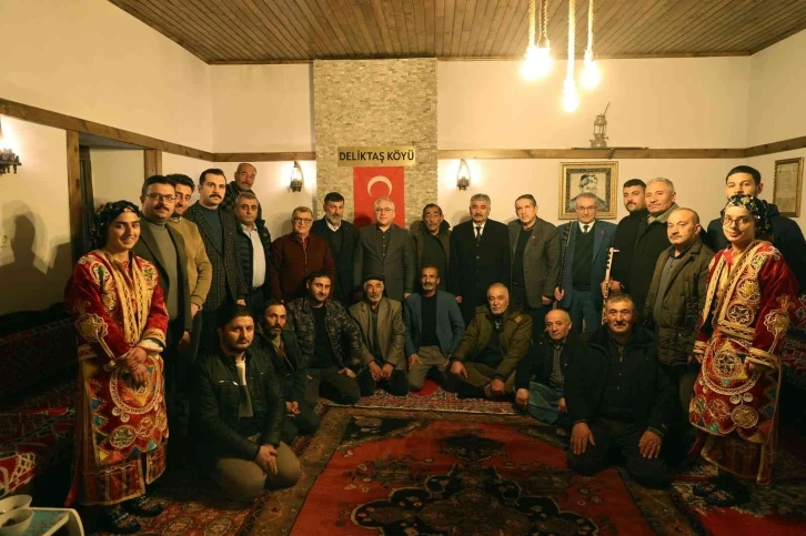 Sivas’ta köy odası geleneği "Bir Dem Bin Kelam" sohbetleriyle yaşatılıyor
