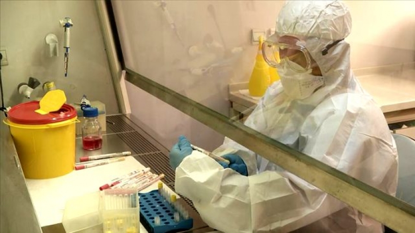 Koronavirüs tahlil bilgilerini gizleyen iki laboratuvar yetkilisi...