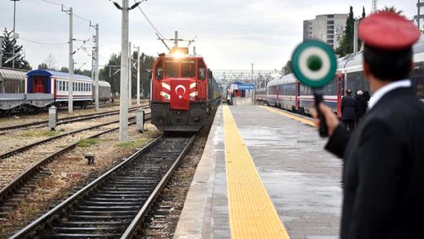 Türkiye'den Çin'e gidecek ilk ihracat treni bugün İstanbul'dan yola çıkıyor