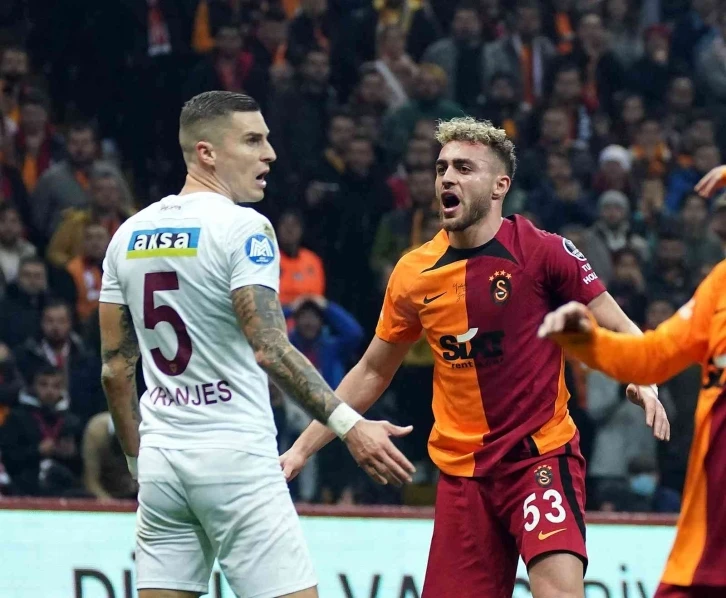 Galatasaray: 3 - Hatayspor: 0 (İlk yarı)