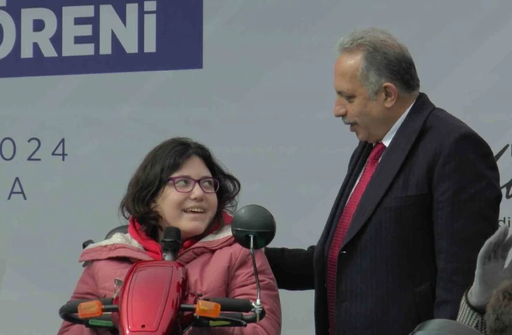 Talas Belediyesi engelli vatandaşların gönüllerine dokunmaya devam ediyor

