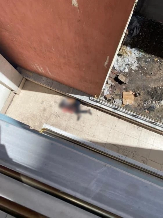 Tatvan’da 19 yaşındaki bir genç kendisini 5’inci kattan attı
