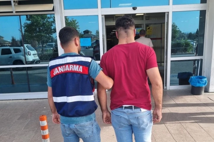 Terör propagandasına İzmir jandarmasından operasyon: 6 gözaltı

