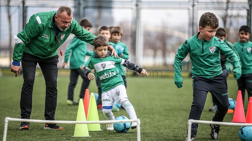Futbol Okulları tekrar Bursaspor Kulübü bünyesinde