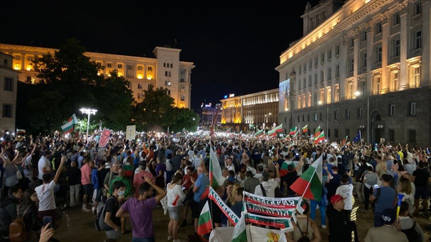 Bulgaristan'da protestolar ivme kazanıyor!