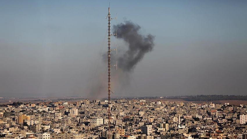 İsrail Gazze'de el-Kassam Tugayları'nın mevzilerini vurdu