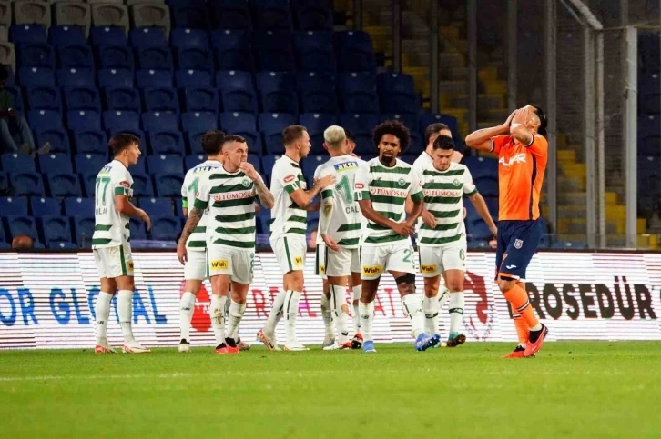 Başakşehir kendi sahasında Konyaspor'a 1-0 yenildi