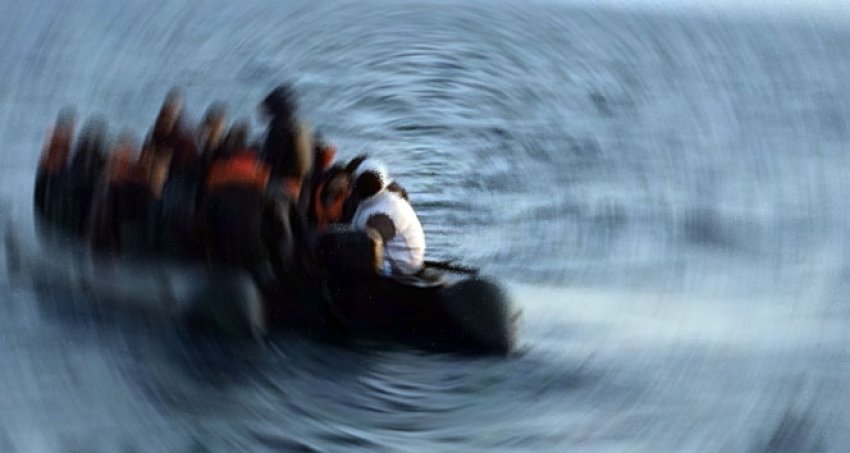 307 göçmen boğulmaktan kurtarıldı