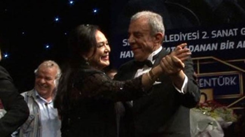 Türkan Şoray ile Ali Özgentürk dans etti