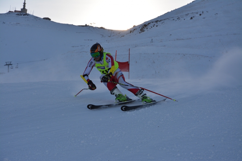 Türkiye kayakta Gençlik Olimpiyatları'na 7 sporcu ile katılacak