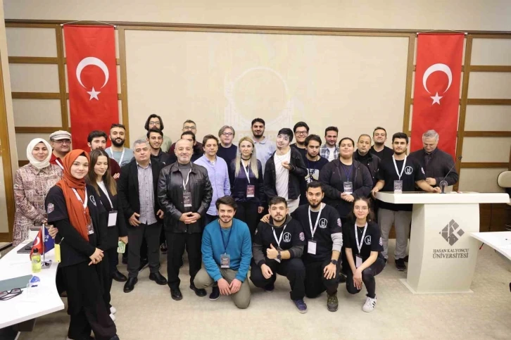 Türkiye’nin ilk “Yapay zeka ve prompt mühendisliği” etkinliği gerçekleştirildi!
