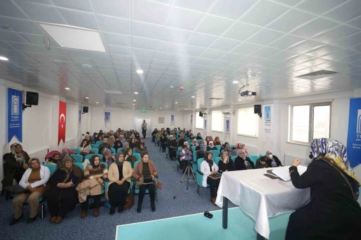 Tuşba Belediyesinden kadınlara özel kandil programı
