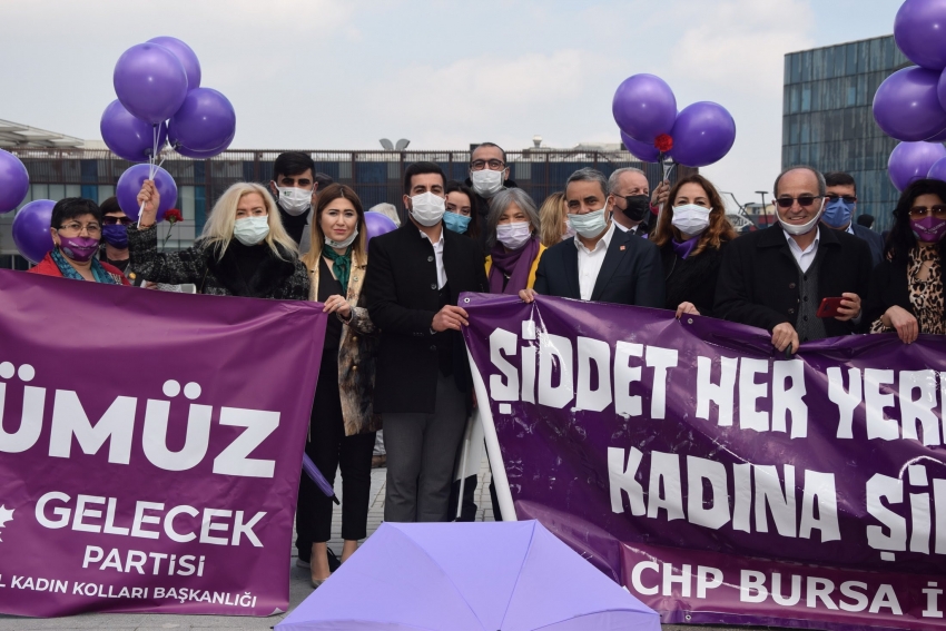 Bursa'da kadınlar meydanlardaydı