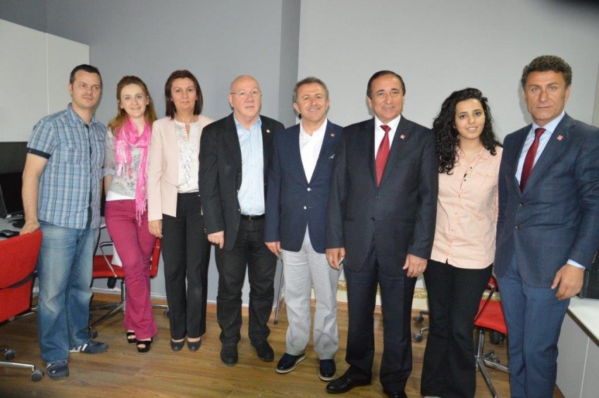 CHP milletvekili adaylarından ‘bursa.com’a ziyaret