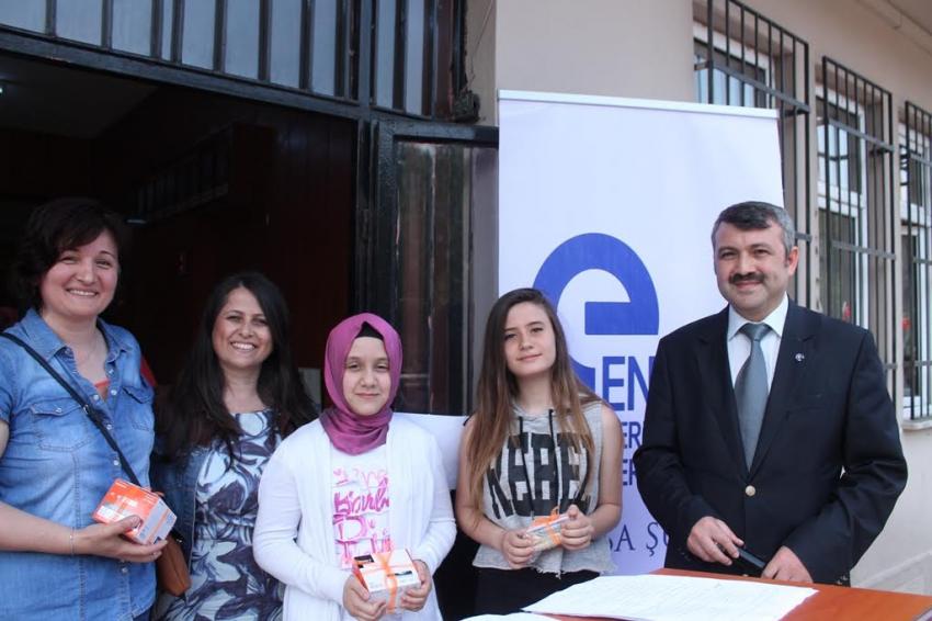 Bursalı öğrenciler enerji ödüllerine kavuştu