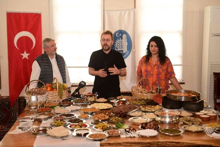 Il famoso chef Ömür Akkor: “La cucina più diversa che tu abbia mai visto in Turchia è a Çorum”