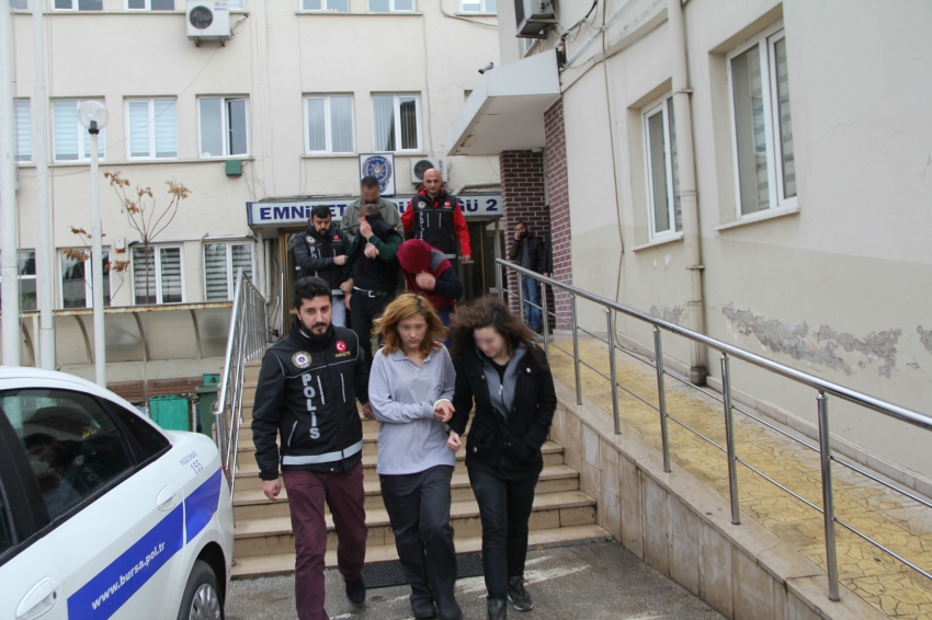 Bursa'daki uyuşturucu operasyonuna 4 tutuklama